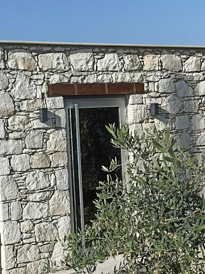 Ammos Luxury Suits And Residences Peyia Exterior photo
